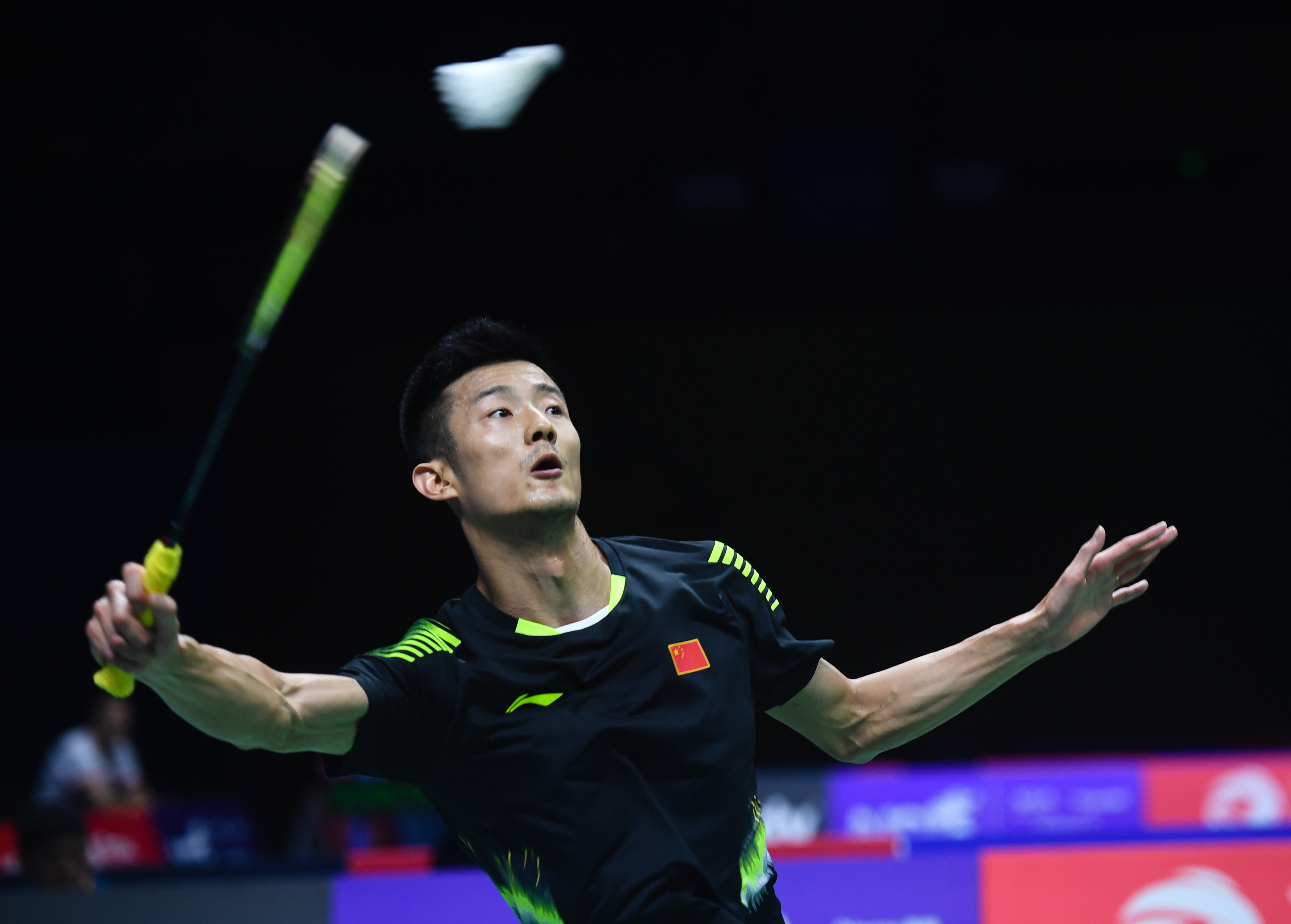 关于马来西亚羽毛球队翻盘中国羽毛球队，谌龙统治全场的信息