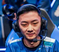 开云体育官网-CLG碾压EG,Hylissang打破历史纪录的简单介绍