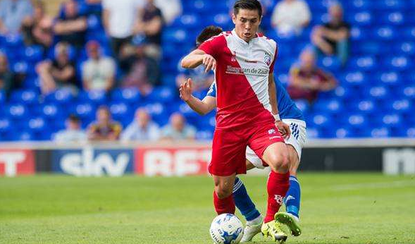 卡罗比主场胜利,球队士气高涨 卡罗比主场胜利,球队士气高涨