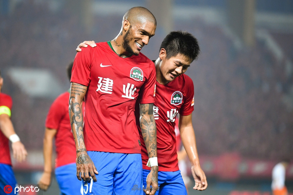 开云体育下载-建业战胜鲁能,赵和靖传射助球队取得胜利