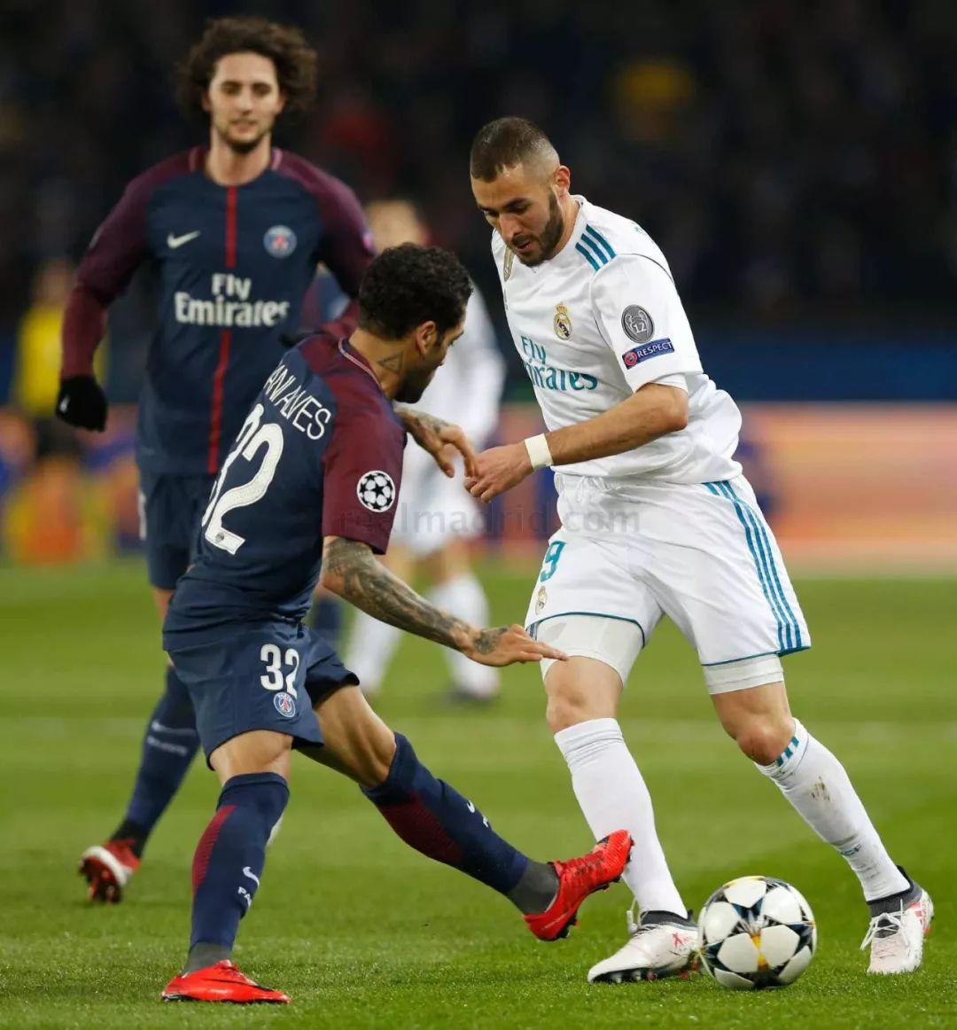 开云官方app入口-包含冰岛克鲁道夫奇迹出现,晋级欧冠四强的词条