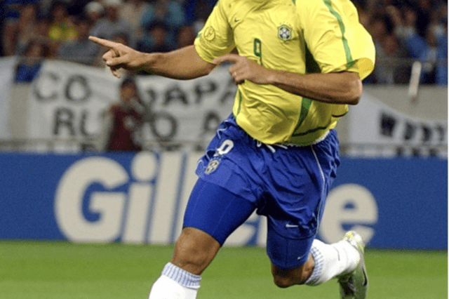 华伦西亚失分,战术遭受质疑的简单介绍 华伦西亚失分,战术遭受质疑的简单介绍