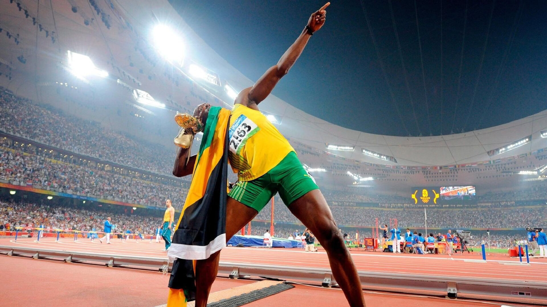 开云体育直播-武切维奇统治全场，骑士压制魔术，一场内线霸权与团队胜利的较量