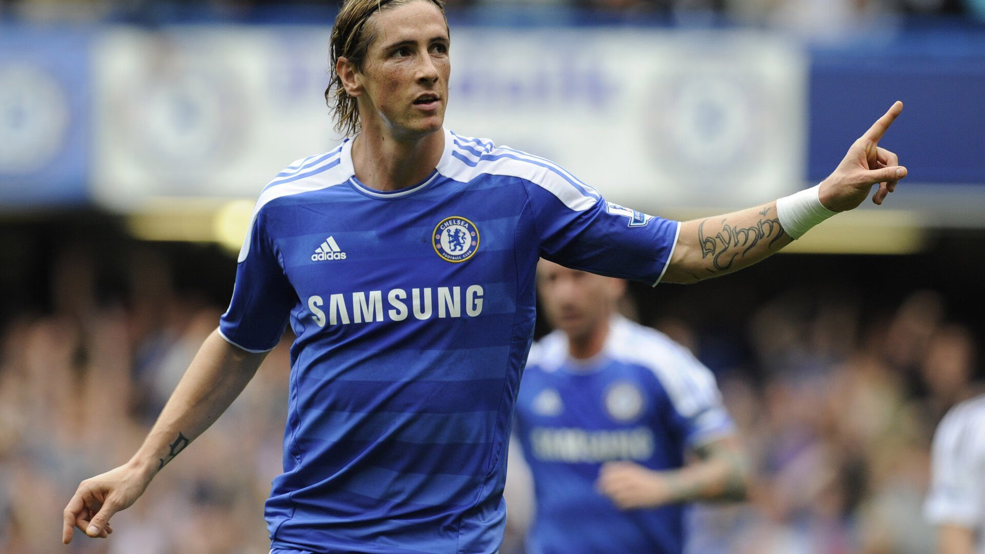 威廉姆斯险胜索伯车队，维斯塔潘统治全场